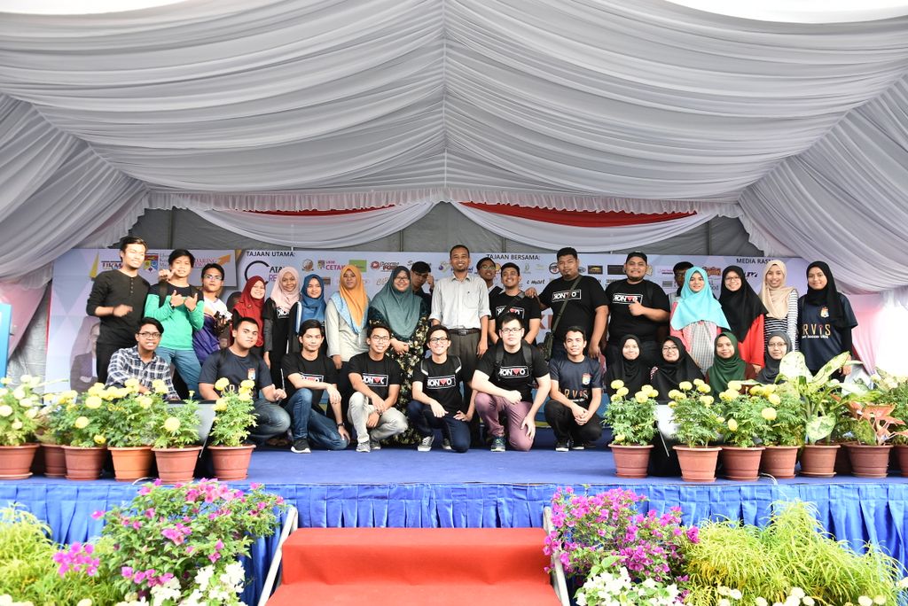 Dcs 6733